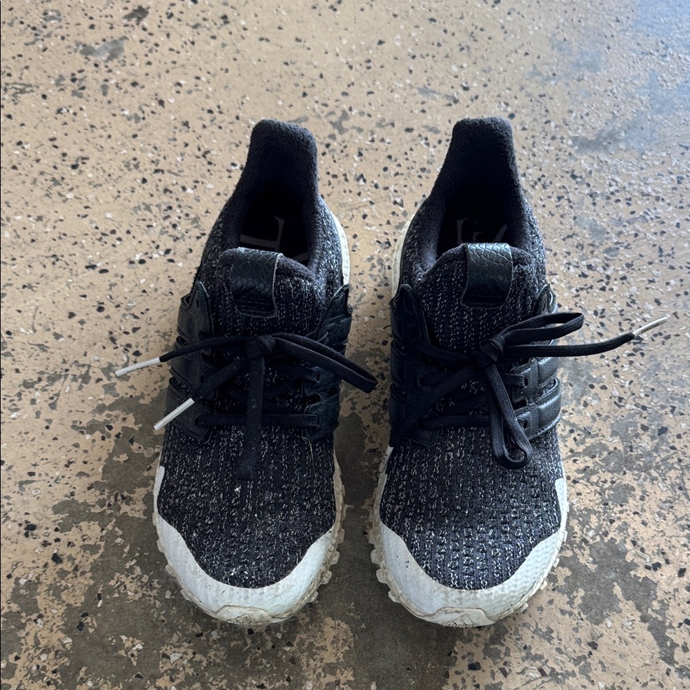 Adidas Kids Black and Gray Sneakers